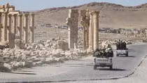 Syria mất kho vũ khí và thành phố cổ Palmyra cho IS