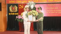 Công bố quyết định của Bộ trưởng Bộ Công an bổ nhiệm Cục trưởng Cục Tổ chức cán bộ