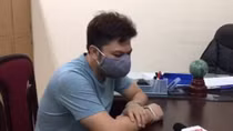 Kẻ trộm luôn rình rập ôtô đỗ trên đường