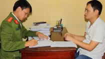 Trốn truy nã khoác áo nhân viên môi giới nhà đất