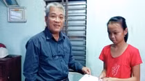 Lương y lặng lẽ giúp đỡ học sinh nghèo
