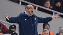Thất bại trước Arsenal HLV Sarri nổi cơn thịnh nộ