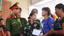 Một phần tư thế kỷ tủi phận ở xứ người