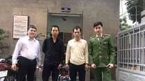 Giữa đường bắt trộm, Thiếu tá CSGT được chị em khen ngợi