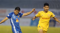 Vé xuống hạng V.League cho Nam Định hay Quảng Nam?