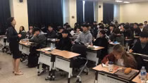 Lớp học dành cho những người trẻ ngại … hẹn hò