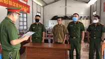 Khởi tố chủ rừng để lâm tặc chặt 150 cây ban