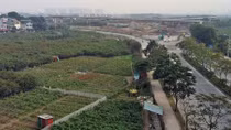 So sánh giá đất lúc trúng đấu giá với giá thị trường khi bán là khập khiễng