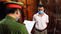 Khai thác đất vượt mức, thu lợi hơn 1 tỷ đồng