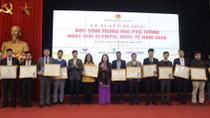 Tuyên dương học sinh đạt giải Olympic quốc tế năm 2020
