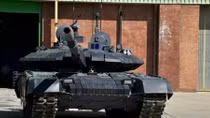Iran trình làng “anh em sinh đôi” của T-90MS