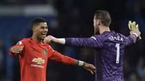 Derby thành Manchester: Quỷ Đỏ quật ngã Man xanh