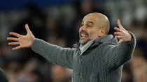 Pep Guardiola lớn tiếng dọa nạt Liverpool sau khi tái chiếm ngôi đầu