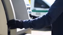 Gia tăng trộm tiền từ cây ATM