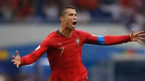 Khát khao chiến thắng, PSG sẵn sàng chi khủng để có Ronaldo
