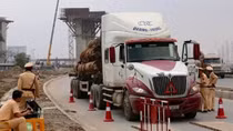 Bất cập trong xử lý vi phạm các phương tiện quá tải ở Hải Phòng