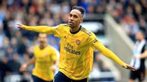 Aubameyang lập công, Pháo thủ thắng nhọc NewCastle