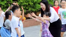 Giáo dục sớm không phải là bắt trẻ học trước chương trình