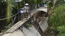 Miền Tây nơm nớp trước mùa... “hà bá” há miệng