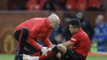 Thành Manchester: Chiến thắng không trọn vẹn