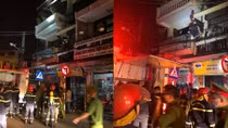Phá cửa cứu người trong hỏa hoạn tại phố cổ Hà Nội
