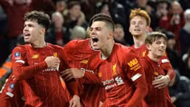 Giải Ngoại hạng chưa trở lại, các đội đã lo Liverpool "chơi không đẹp"