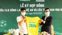 Phan Văn Đức gắn bó với Sông Lam Nghệ An tới năm 2024
