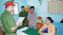 Cặp vợ chồng lừa bán đá thiên thạch chiếm đoạt tiền tỷ