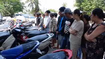Đột kích ổ lắc tài xỉu, bắt giữ 34 đối tượng
