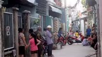 Vợ phát hiện chồng tử vong tại nhà trên cổ có vết cắt