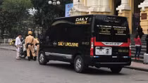 Xe chở khách dưới 9 chỗ sẽ được coi là taxi?