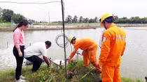 Báo động tai nạn điện chết người do bất cẩn khi nuôi tôm