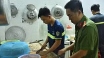 Nồi cháo nghĩa tình của chiến sĩ phòng cháy, chữa cháy