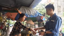 Cuộc “hồi sinh” của người phụ nữ bị chồng ôm mìn cùng tự sát