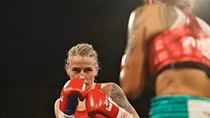 Nữ vô địch gia của boxing thế giới dương tính với COVID-19 là ai?