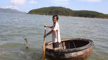 Làng nghề thúng chai bên dòng Ngân Sơn