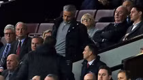 Mourinho chỉ trích trọng tài: Đòn tâm lý hay sự bất lực kéo dài?