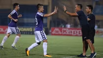 Hà Nội FC thắng ngược Viettel trong trận đấu không khán giả