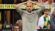 Thua "sấp mặt" trước tân binh, HLV Pep Guardiola vẫn cố nói cứng
