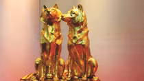 Săn hàng "độc" chơi tết