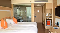 Nguy cơ khủng hoảng thừa nhân lực!