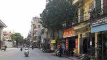 Chuyện lạ ở Hà Nội: Dân khốn khổ vì sổ đỏ bị “tạm giữ” 12 năm