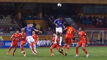 Bruno Cunha "mở tài khoản", Hà Nội FC thắng kịch tính Thanh Hóa