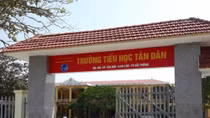 Yêu cầu trường Tiểu học Tân Dân trả lại tiền lạm thu cho phụ huynh