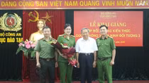 Khai giảng lớp Bồi dưỡng kiến thức quốc phòng và an ninh đối tượng 3 