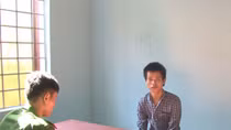 Thiếu tiền nhậu đi “dắt” trộm xe máy