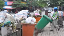 Hà Nội yêu cầu báo cáo khối lượng rác thải thực tế phát sinh