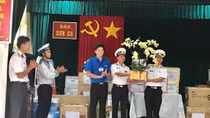 Đà Lạt hỗ trợ 40 tấn rau cho Trường Sa