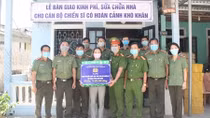 Ấm áp những ngôi nhà nghĩa tình đồng đội