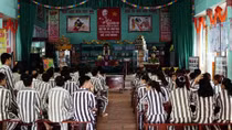 Mở "lối tắt" trên con đường hoàn lương